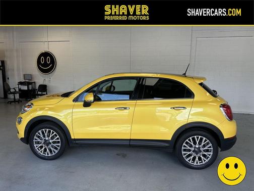 Giallo Tristrato (Tri-Coat Yellow) 2017 FIAT 500X Lounge