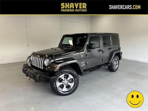 Granite Crystal Metallic Clearcoat 2016 Jeep Wrangler Unlimited Sahara