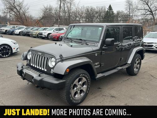 2016 Jeep Wrangler Unlimited Sahara