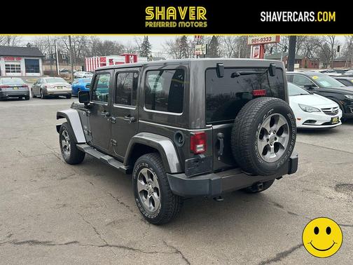 2016 Jeep Wrangler Unlimited Sahara