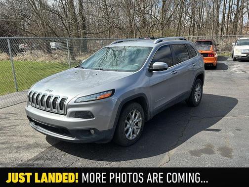 Billet Silver Metallic Clearcoat 2016 Jeep Cherokee Latitude