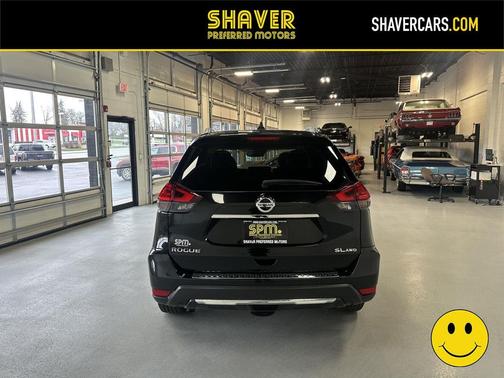 2017 Nissan Rogue SL