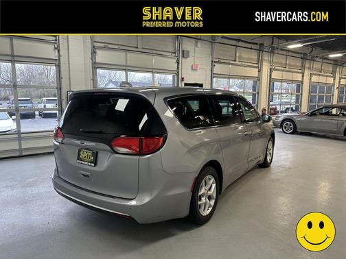 Billet Silver Metallic Clearcoat 2018 Chrysler Pacifica Touring Plus