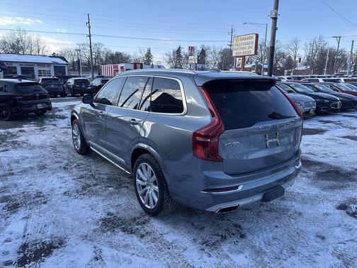 2018 Volvo XC90 T6 Inscription