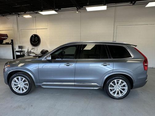 2018 Volvo XC90 T6 Inscription