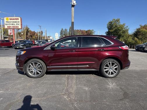 2019 Ford Edge Titanium