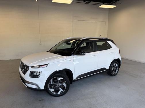 2023 Hyundai VENUE Limited