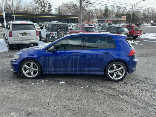 2015 Volkswagen Golf R 4-Door w/DCC & Navigation