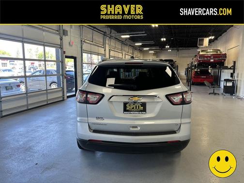 Silver Ice Metallic 2017 Chevrolet Traverse 1LT