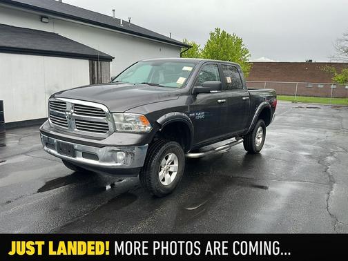 Granite Crystal Metallic Clearcoat 2016 RAM 1500 Big Horn