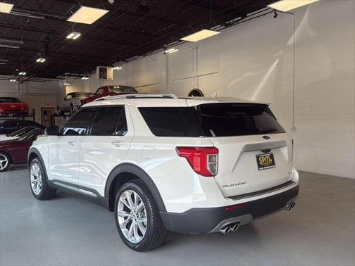 2022 Ford Explorer Platinum
