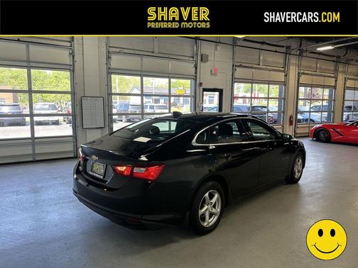 Mosaic Black Metallic 2017 Chevrolet Malibu 1LS