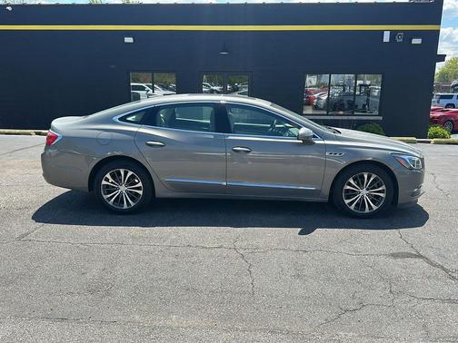 Pepperdust Metallic 2018 Buick LaCrosse Premium