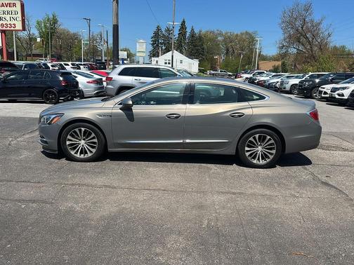 Pepperdust Metallic 2018 Buick LaCrosse Premium
