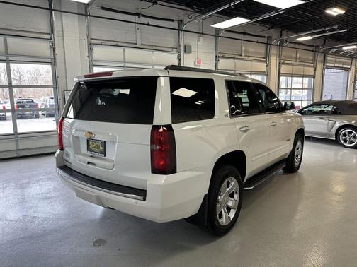 Iridescent Pearl Tricoat 2016 Chevrolet Tahoe LTZ