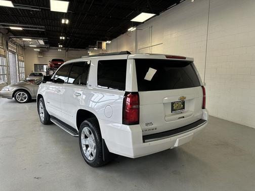 Iridescent Pearl Tricoat 2016 Chevrolet Tahoe LTZ
