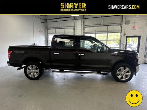 RED 2018 Ford F-150 XLT