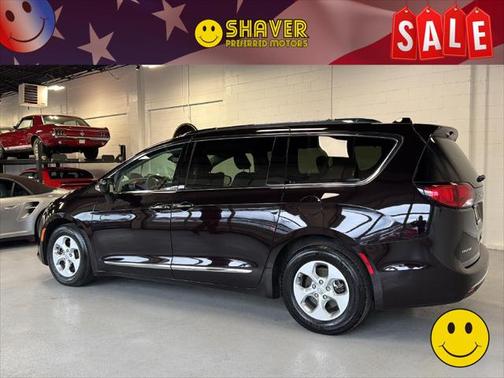 2017 Chrysler Pacifica Touring-L