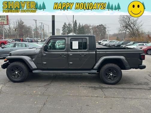 2022 Jeep Gladiator Sport S