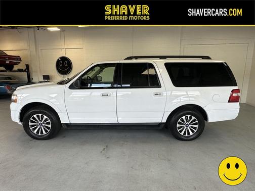Oxford White 2017 Ford Expedition EL XLT