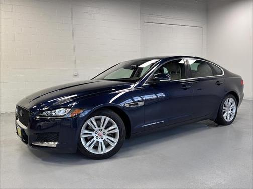 2017 Jaguar XF 35t Premium