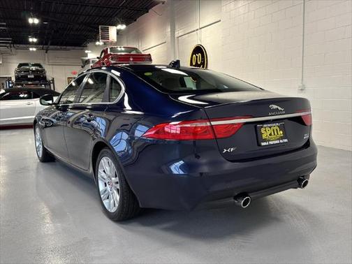 2017 Jaguar XF 35t Premium