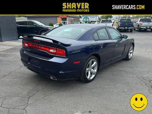 Jazz Blue Pearlcoat 2014 Dodge Charger SE