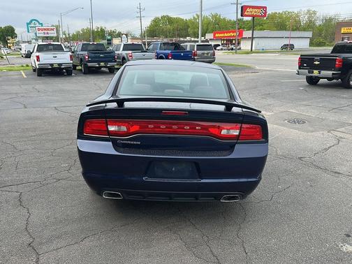 Jazz Blue Pearlcoat 2014 Dodge Charger SE