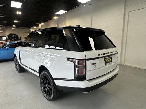 Fuji White 2018 Land Rover Range Rover 3.0L Supercharged HSE