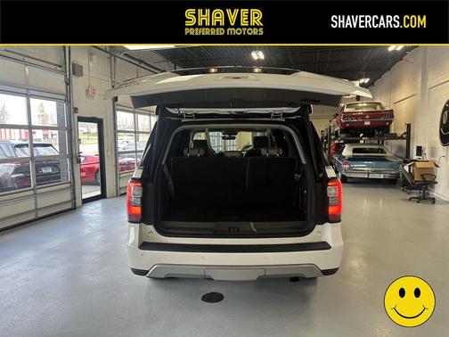 White Platinum Metallic Tri-Coat 2018 Ford Expedition Limited