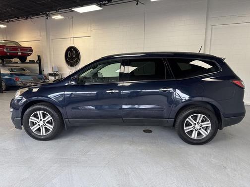 Blue Velvet Metallic 2017 Chevrolet Traverse 1LT