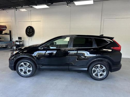 Crystal Black Pearl 2017 Honda CR-V EX-L