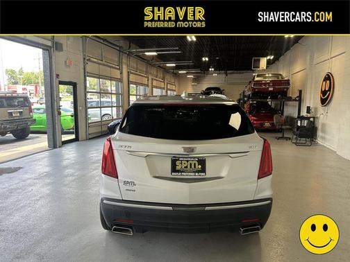Radiant Silver Metallic 2019 Cadillac XT5 Premium Luxury