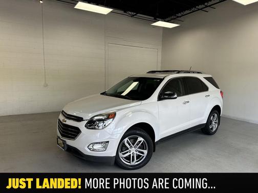 Iridescent Pearl Tricoat 2017 Chevrolet Equinox Premier