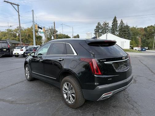 2021 Cadillac XT5 Premium Luxury