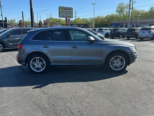 Monsoon Gray Metallic 2015 Audi Q5 3.0T Premium Plus