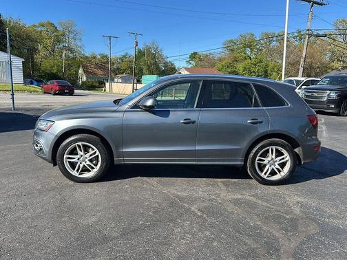 Monsoon Gray Metallic 2015 Audi Q5 3.0T Premium Plus