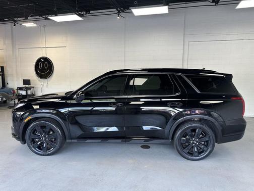 Abyss Black Pearl 2023 Hyundai PALISADE XRT