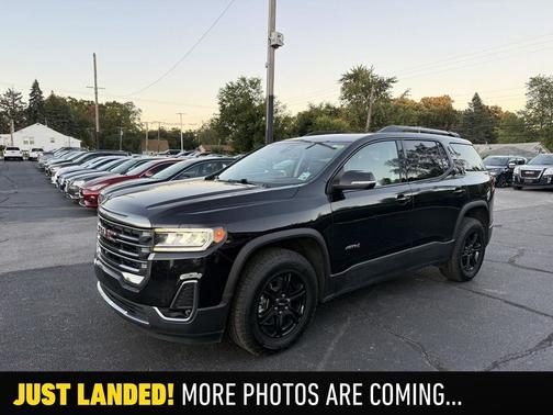2021 GMC Acadia AWD AT4