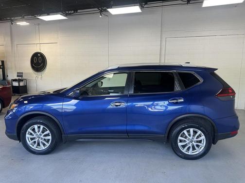 Caspian Blue Metallic 2020 Nissan Rogue SV