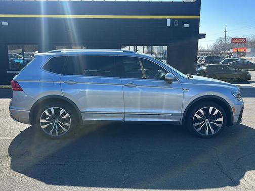 2020 Volkswagen Tiguan 2.0T SEL R-Line 4MOTION