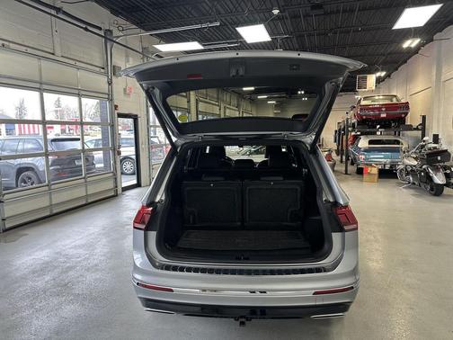 2020 Volkswagen Tiguan 2.0T SEL R-Line 4MOTION