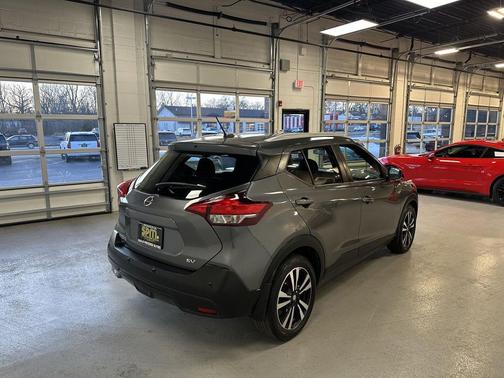 2020 Nissan Kicks SV