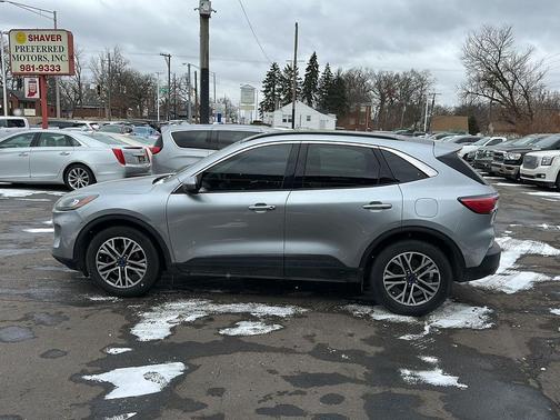 2021 Ford Escape SEL