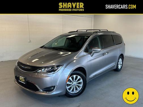 2018 Chrysler Pacifica Touring-L