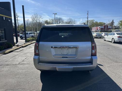 Quicksilver Metallic 2016 GMC Yukon Denali