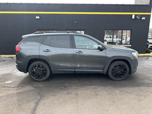 2020 GMC Terrain SLE