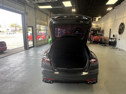 Aurora Black 2018 Kia Stinger GT2