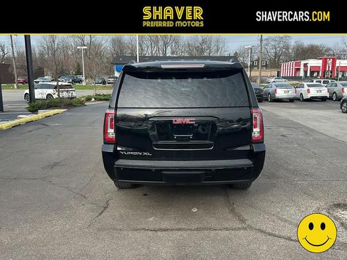 2017 GMC Yukon XL SLT