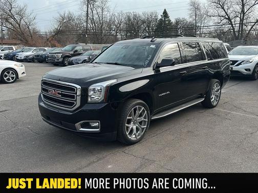 2017 GMC Yukon XL SLT